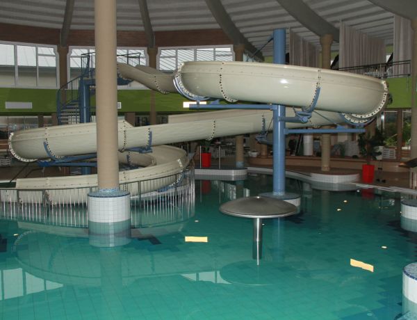 Therme Schwimmhalle Röbel/Müritz