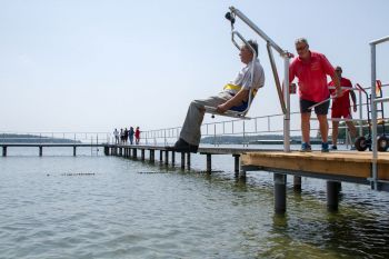 Strand für Rollstuhlfahrer an der Müritz